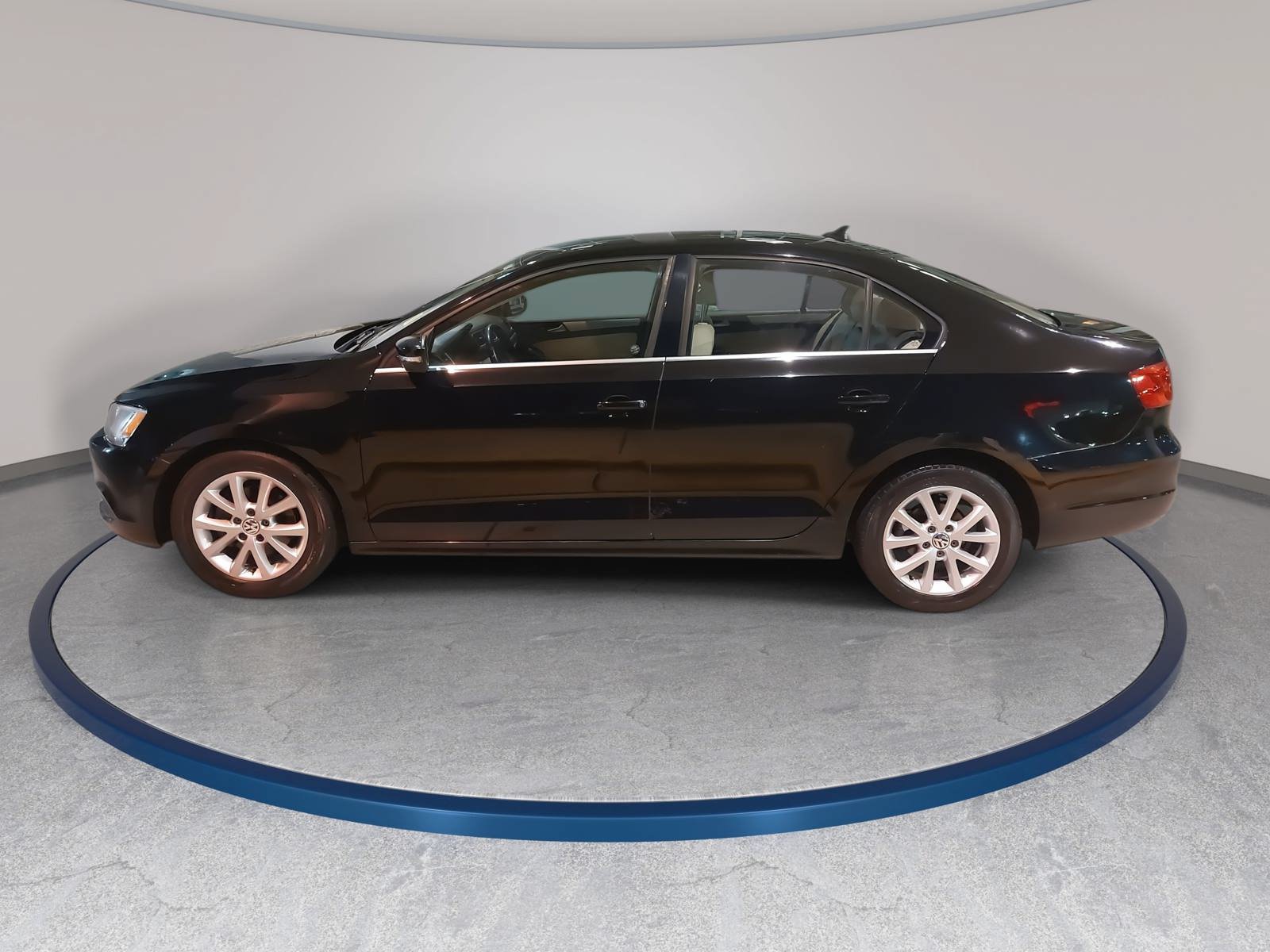 Used 2013 Volkswagen Jetta SE FWD image 8