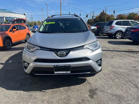 Used 2018 Toyota RAV4 XLE image 8