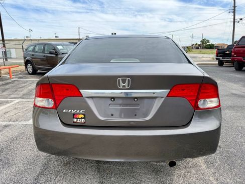 Used 2011 Honda Civic LX image 4