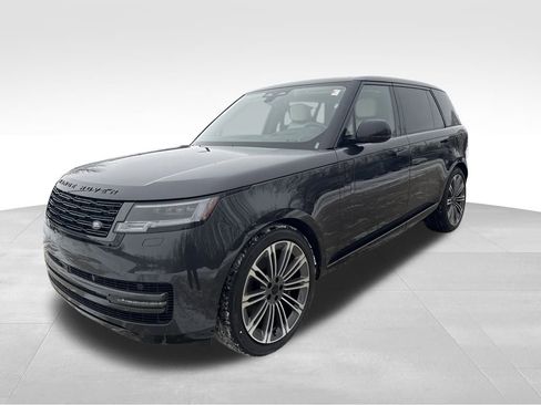 New 2026 Land Rover Range Rover Long Wheelbase SE AWD/4WD image 2