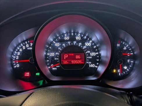 Used 2016 Kia Soul image 12