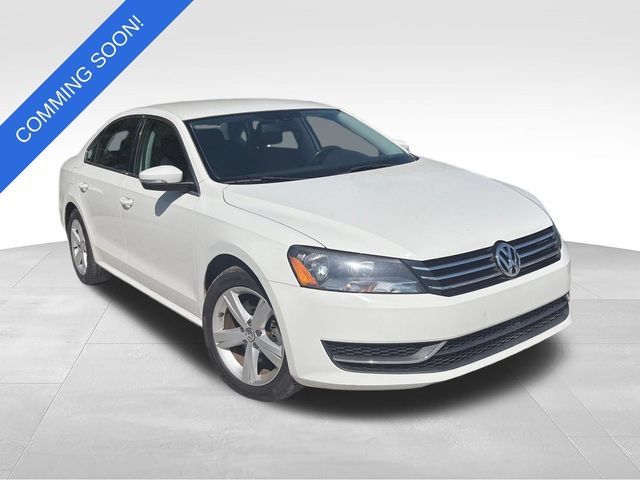 Used 2013 Volkswagen Passat 2.5 SE FWD image 1
