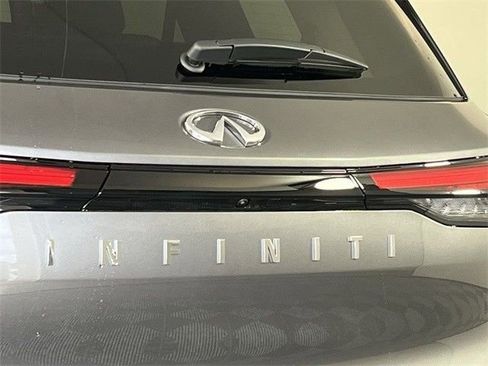 Certified 2025 INFINITI QX60 Luxe AWD/4WD image 7