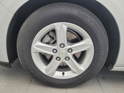 Used 2020 Chevrolet Malibu LS w/ LPO, Convenience Package 1 FWD image 31