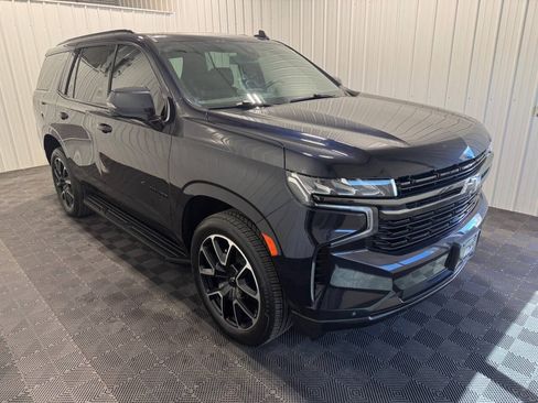 Used 2021 Chevrolet Tahoe RST w/ Luxury Package AWD/4WD image 2