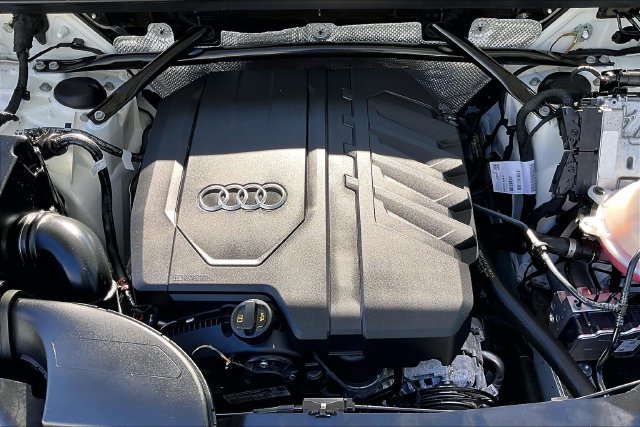 Certified 2024 Audi Q5 2.0T Premium Plus w/ Premium Plus Package AWD/4WD image 31
