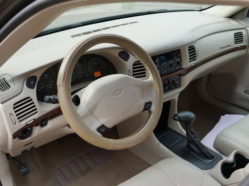 Used 2002 Chevrolet Impala LS w/ Seating Comfort Pkg FWD image 30