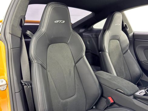 Used 2022 Porsche 911 GT3 image 33