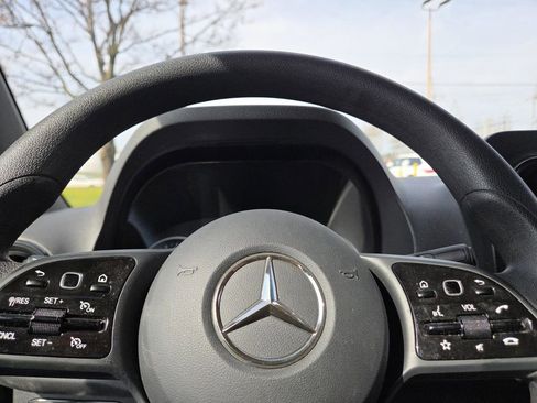 Used 2024 Mercedes-Benz Sprinter 2500 w/ Acoustic Package image 21