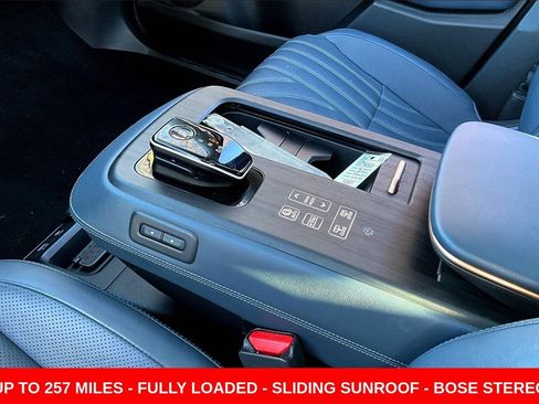 Used 2023 Nissan Ariya image 17