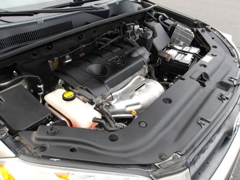 Used 2012 Toyota RAV4 LE w/ Upgrade Value Pkg image 21