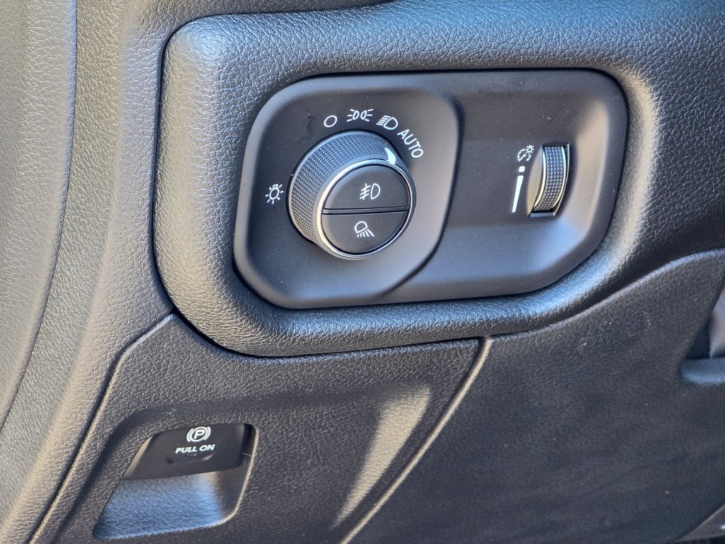 New 2027 RAM 1500 Warlock AWD/4WD image 34