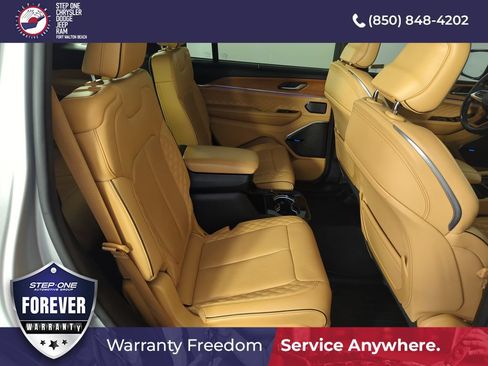Used 2021 Jeep Grand Cherokee L Summit AWD/4WD image 35
