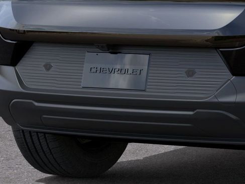 New 2026 Chevrolet Equinox EV LT image 14