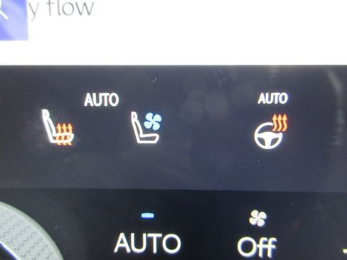 New 2025 Lexus TX 500h AWD image 42