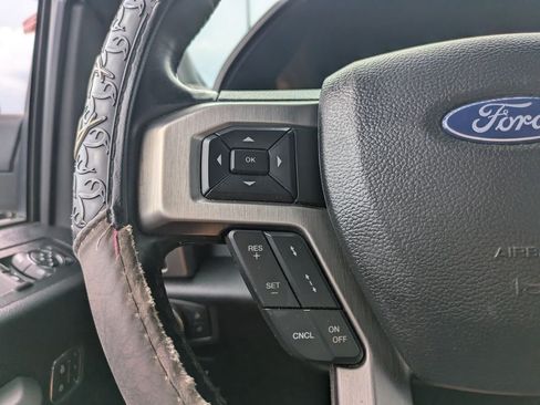 Used 2019 Ford F150 Platinum w/ Equipment Group 701A Luxury AWD/4WD image 29