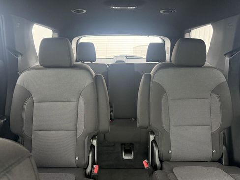 Used 2023 Chevrolet Traverse LT image 26