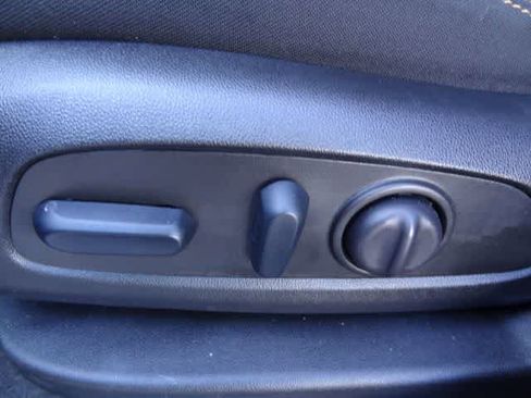 Used 2024 Chevrolet Equinox LT w/ LPO, Floor Liner Package FWD image 7