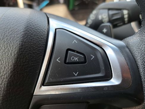 Used 2020 Ford Edge Titanium w/ Equipment Group 301A AWD/4WD image 18