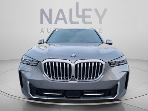 Used 2026 BMW X5 xDrive40i w/ Premium Package AWD/4WD image 2