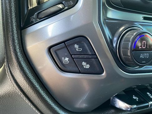 Used 2018 Chevrolet Silverado 1500 LTZ Z71 w/ LTZ Plus Package AWD/4WD image 27