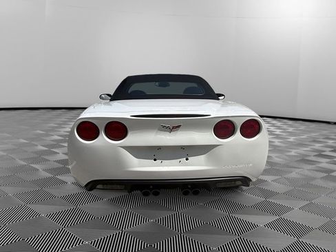 Used 2006 Chevrolet Corvette Convertible w/ Preferred Equipment Group RWD image 4