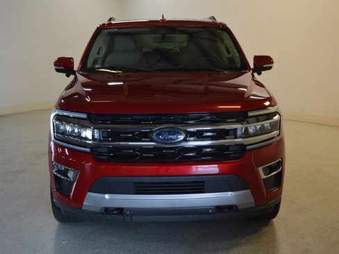 Used 2022 Ford Expedition Max Limited image 8