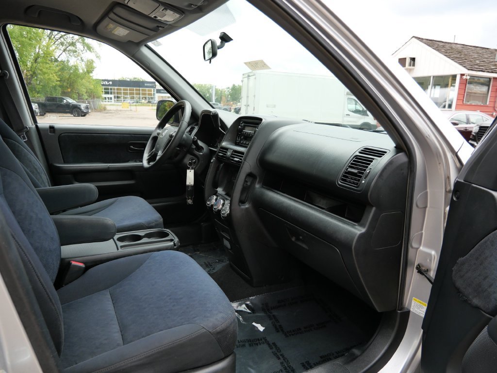 Used 2006 Honda CR-V LX image 11