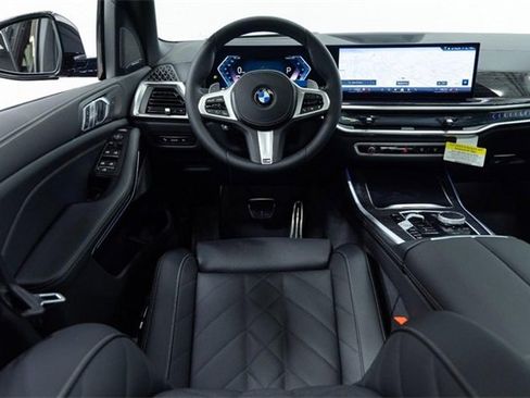 New 2026 BMW X5 xDrive40i w/ M Sport Package image 4