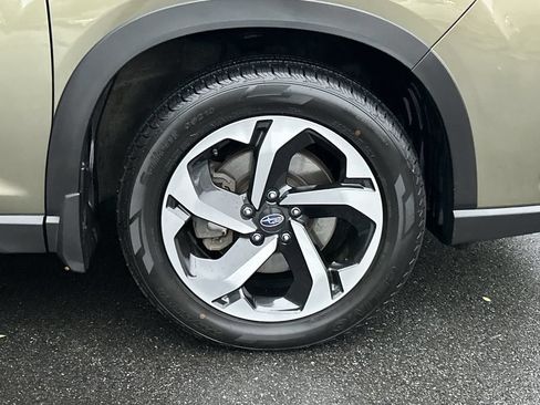 Certified 2023 Subaru Forester Touring AWD/4WD image 13