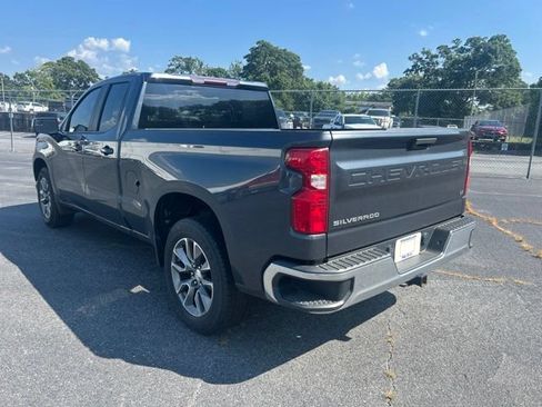 Used 2020 Chevrolet Silverado 1500 LT RWD image 3