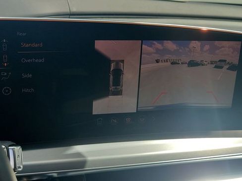 New 2026 Cadillac Lyriq Signature Luxury w/ Nappa Leather Package RWD image 16