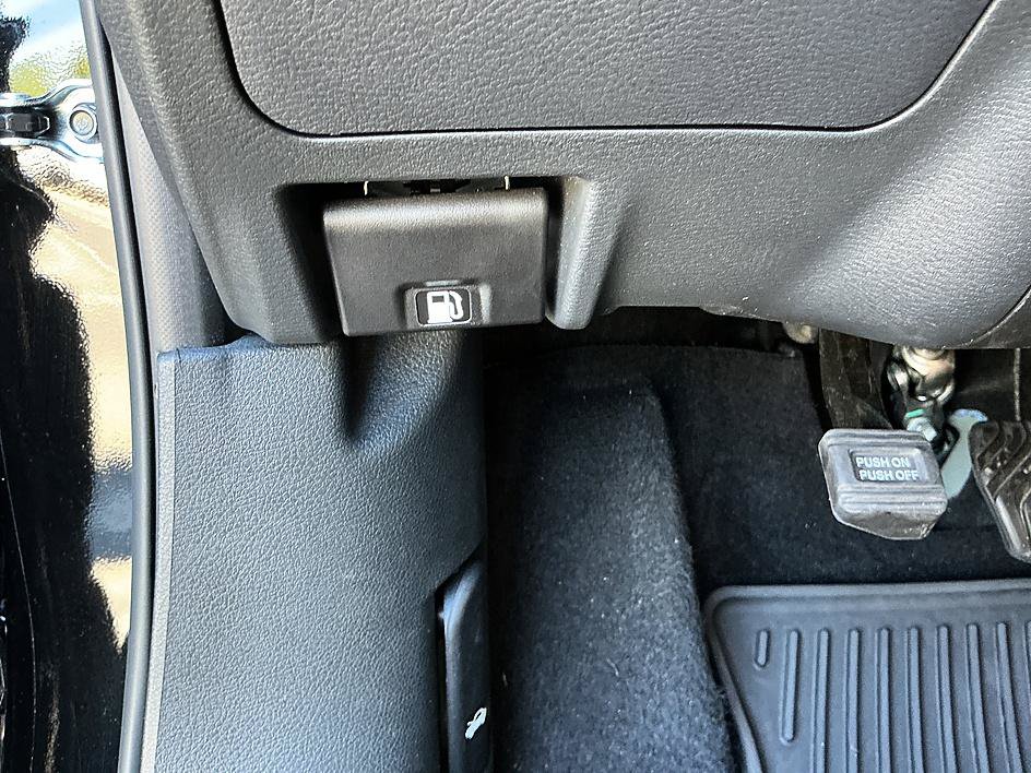 Certified 2025 Nissan Sentra SV w/ All-Weather Package FWD image 15