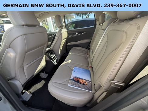 Used 2023 Lincoln Nautilus Reserve w/ Equipment Group 201A image 17