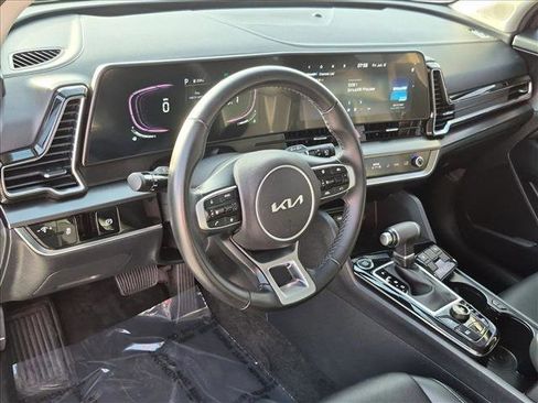 Used 2024 Kia Sportage EX FWD image 10