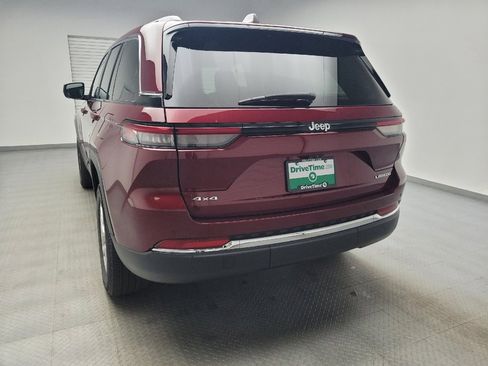Used 2023 Jeep Grand Cherokee Laredo w/ Trailer Tow Prep Group (B) AWD/4WD image 6