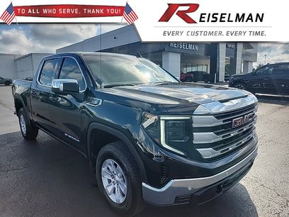 New 2026 GMC Sierra 1500 SLE w/ Preferred Package
