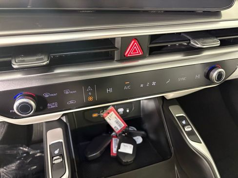 New 2026 Kia Sorento S w/ S Panoramic Sunroof Package image 30