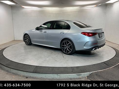 Used 2025 Mercedes-Benz C 300 4MATIC Sedan image 3