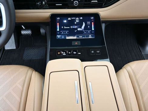Used 2025 INFINITI QX80 Luxe AWD/4WD image 14