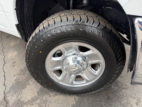 Used 2017 RAM 3500 Tradesman w/ Chrome Appearance Group AWD/4WD image 45
