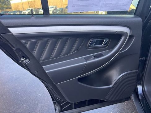 Used 2017 Ford Taurus SEL w/ Equipment Group 201A image 15