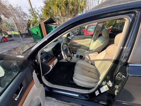 Used 2013 Subaru Outback 2.5i Limited w/ Moonroof Pkg image 12