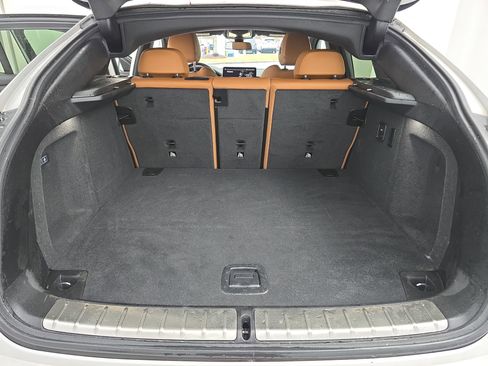 Used 2022 BMW X4 xDrive30i w/ Parking Assistance Package image 12