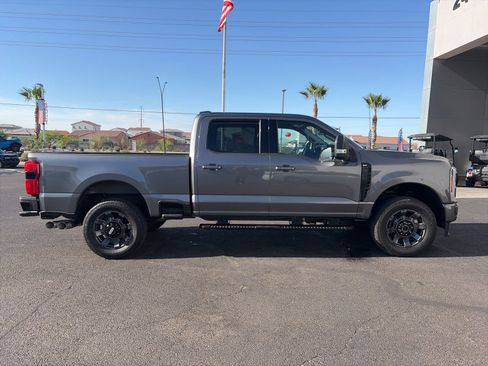 Used 2023 Ford F250 XLT w/ XLT Premium Package AWD/4WD image 6