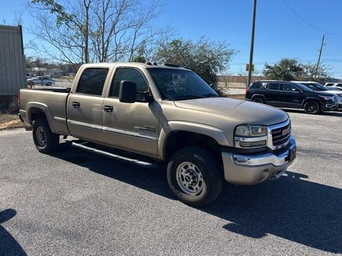 Used 2004 GMC Sierra 2500 SLT w/ Heavy-Duty Power Package image 7