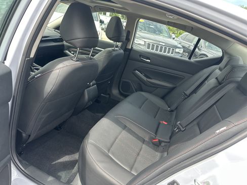 Used 2023 Nissan Altima 2.5 SR w/ SR Premium Package AWD/4WD image 14