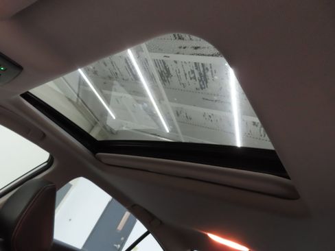 Used 2024 Nissan Altima 2.5 SR w/ SR Premium Package image 20