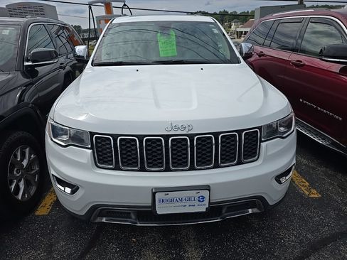 Certified 2017 Jeep Grand Cherokee Limited AWD/4WD image 3