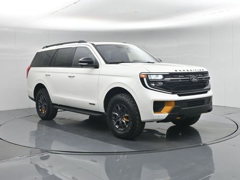 Certified 2025 Ford Expedition Tremor AWD/4WD image 63